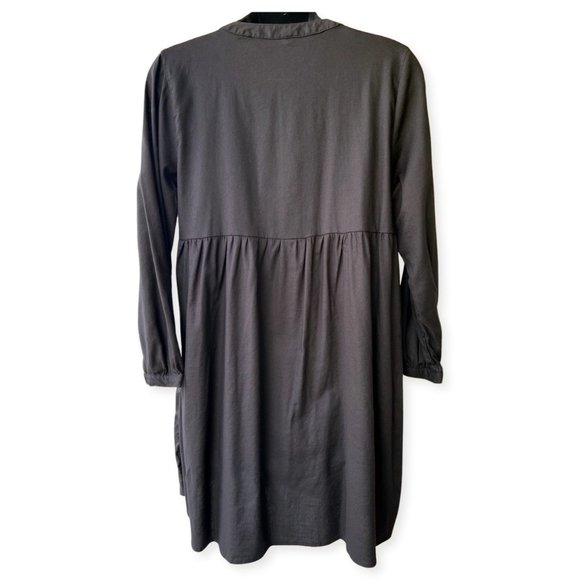 🌸 4/$50🌸 Black Lace-Up Tunic with Pleating Details - Picture 4 of 10